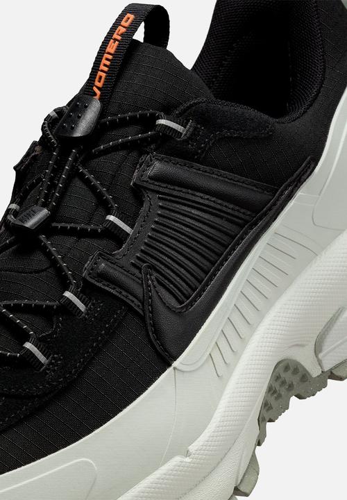 Nike - Vomero Roam