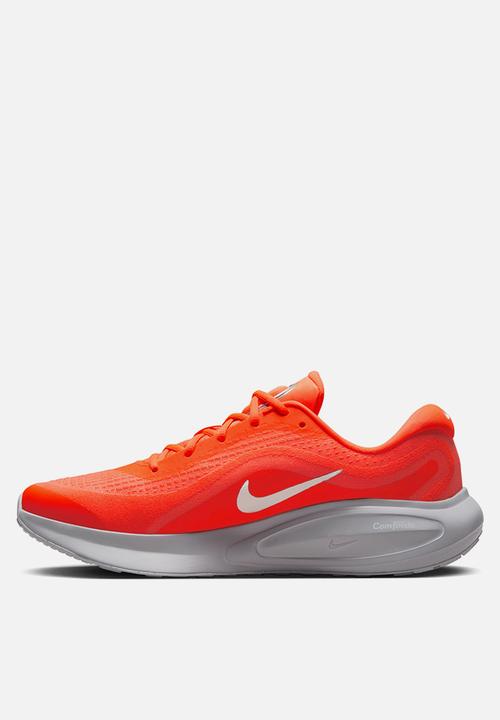 Nike - Nike Journey Run PRM