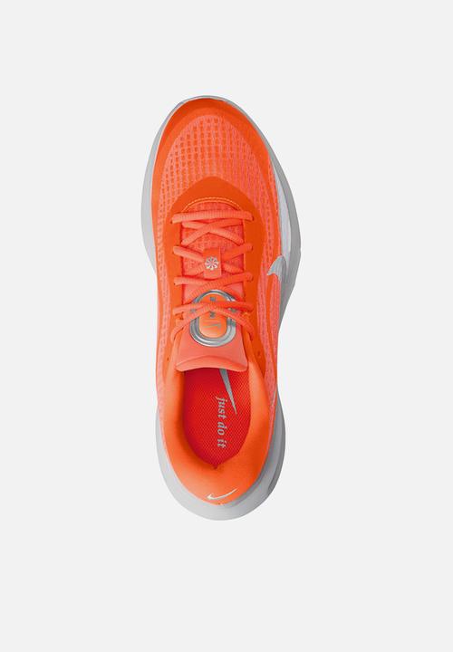 Nike - Nike Journey Run PRM