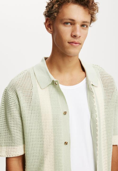 Cotton On - Pablo Short Sleeve Shirt - Seafoam Retro Stripe