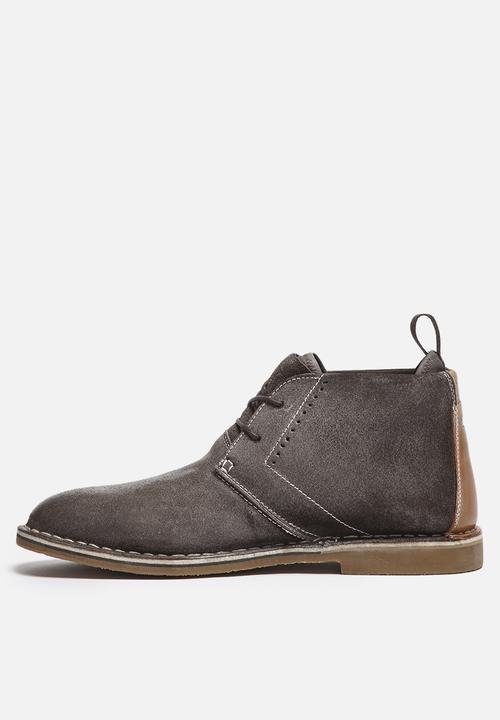 Steve Madden - Syrio