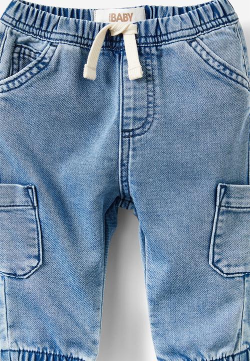 Cotton On - Joe relaxed jean - cabel light blue wash