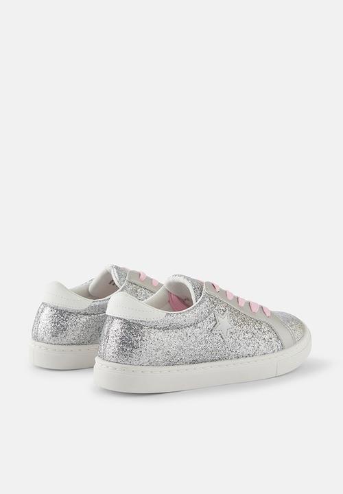 Cotton On - Sofia star sneaker - silver glitter