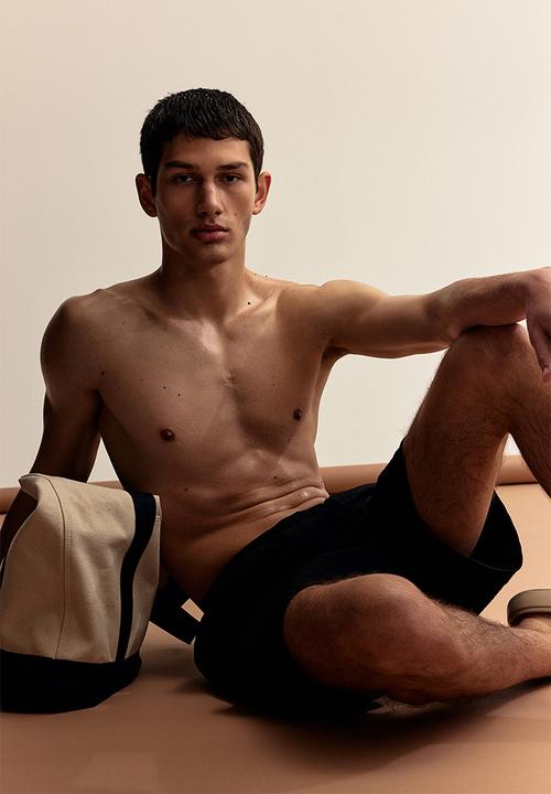 H&M - Seersucker swim shorts - black