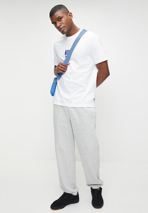 Reebok - Ri badge tee - white