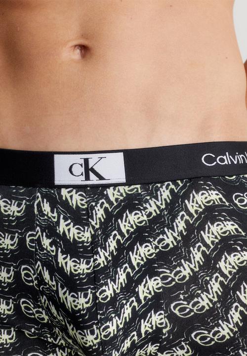 Calvin Klein - Trunk - Bubble Gum Wrapper Print Black