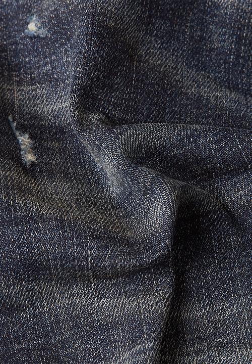 G-STAR - Revend FWD Skinny - worn in mountainous desert destroyed
