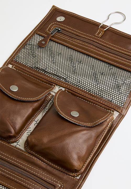 Thandana - Roll up toiletry - Tan