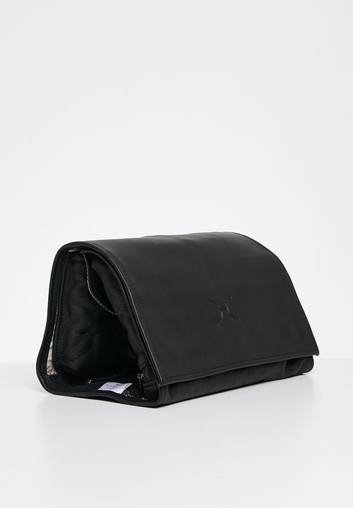 Thandana - Roll up toiletry - Black