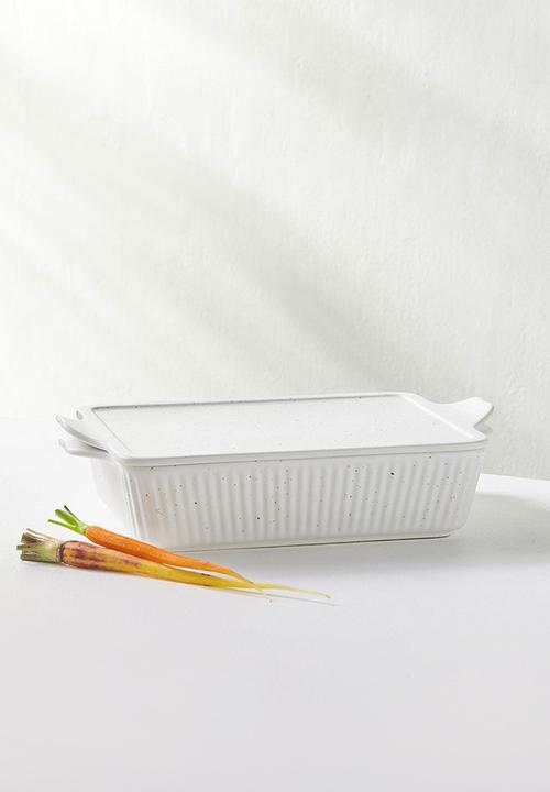 Maxwell & Williams - Speckle Rectangular Baker With Tray 33x23cm - Cream