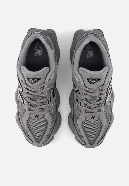 New Balance  - 9060