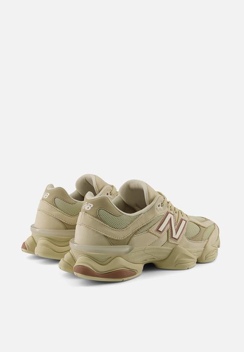 New Balance  - 9060
