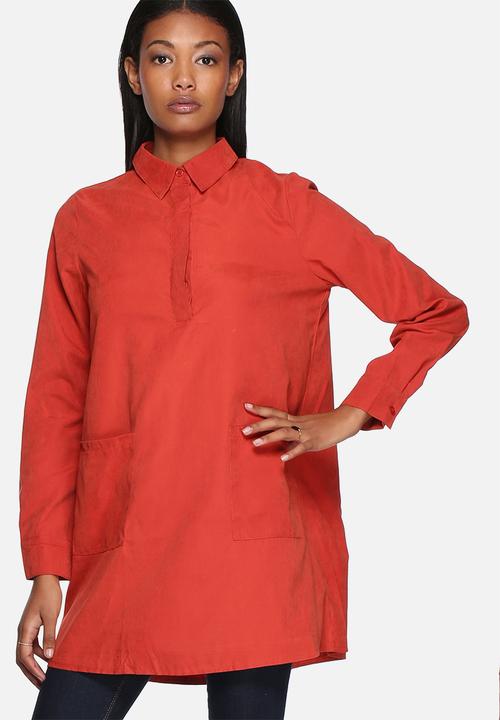 Lola May - Oversize swing shirt with pockets
