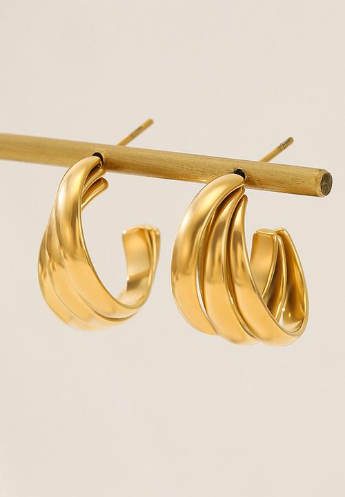 Zoe on Trend - Triple twisted hoop earring - gold
