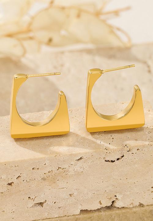 Zoe on Trend - Modern hoop earring- gold
