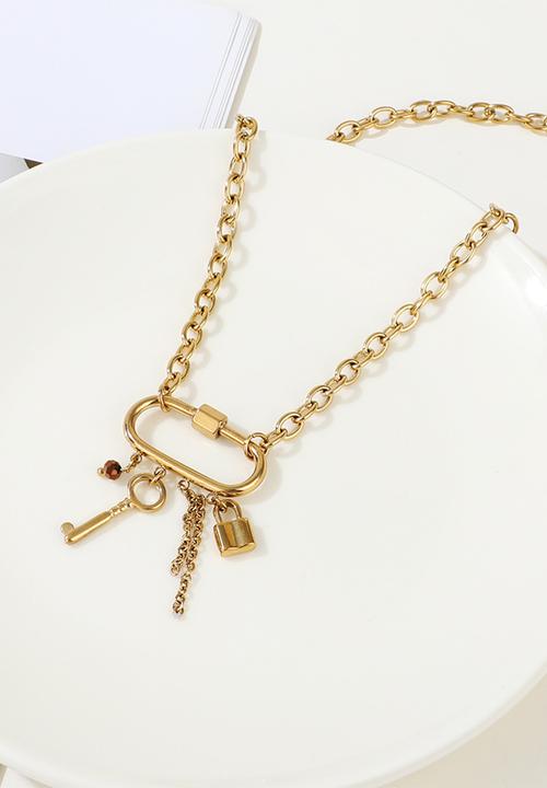 Zoe on Trend - Designer carabiner necklace - gold