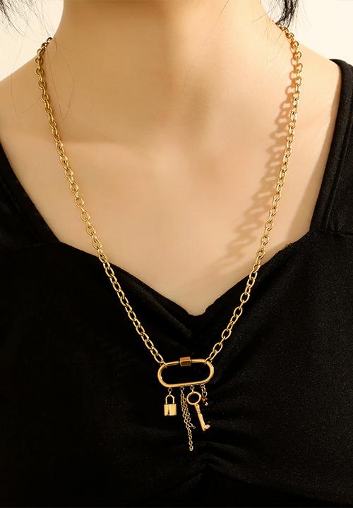 Zoe on Trend - Designer carabiner necklace - gold