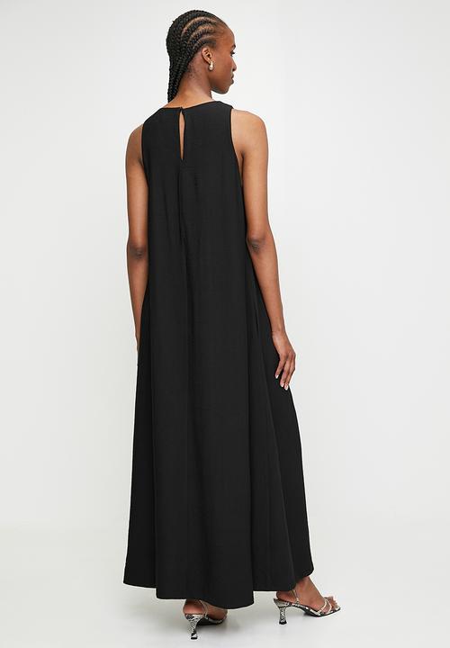 edit - Halter Trapeze Maxi Dress with Pocket-Black