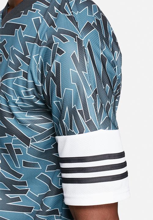 adidas Originals - Shatter stripe AOP jersey