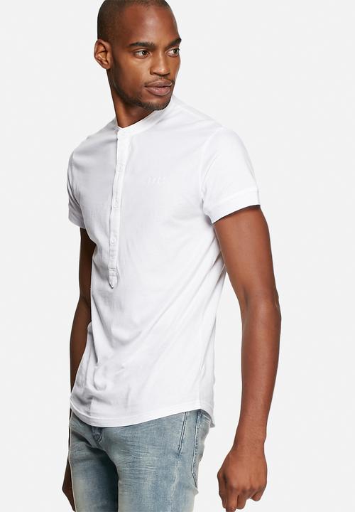 S.P.C.C - Henley placket tee