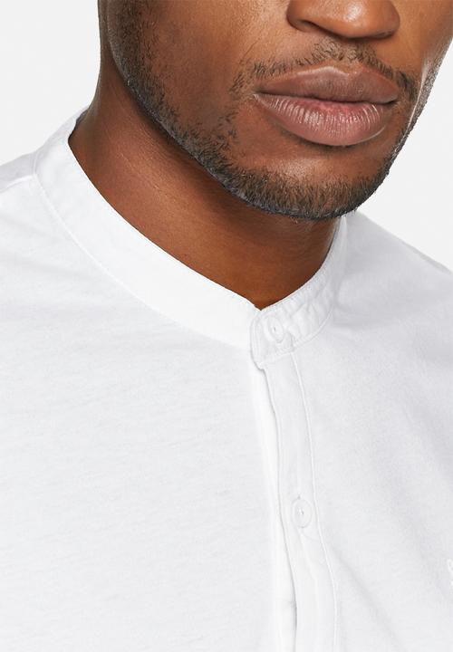 S.P.C.C - Henley placket tee