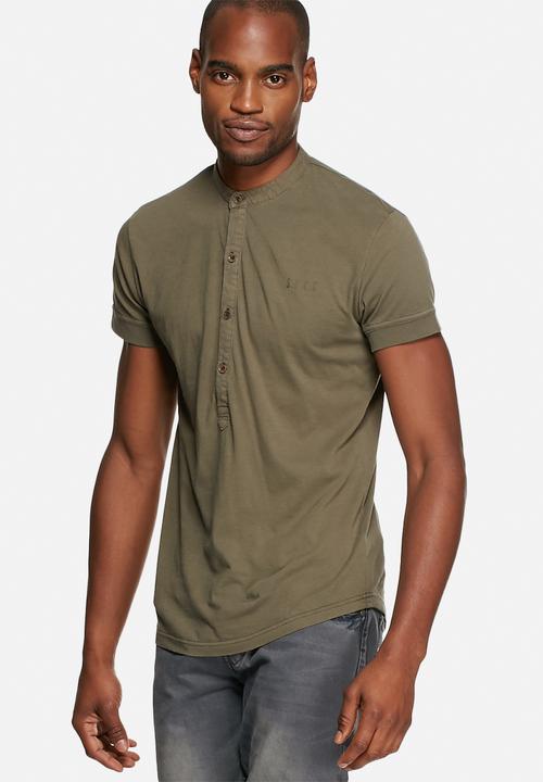 S.P.C.C - Henley plaket tee