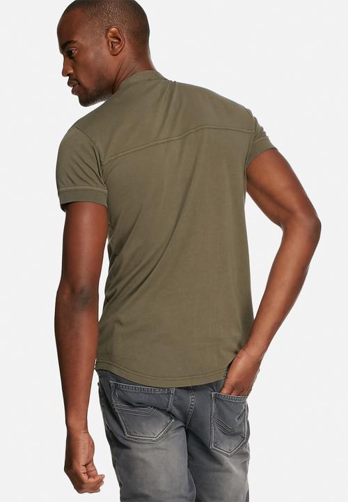 S.P.C.C - Henley plaket tee