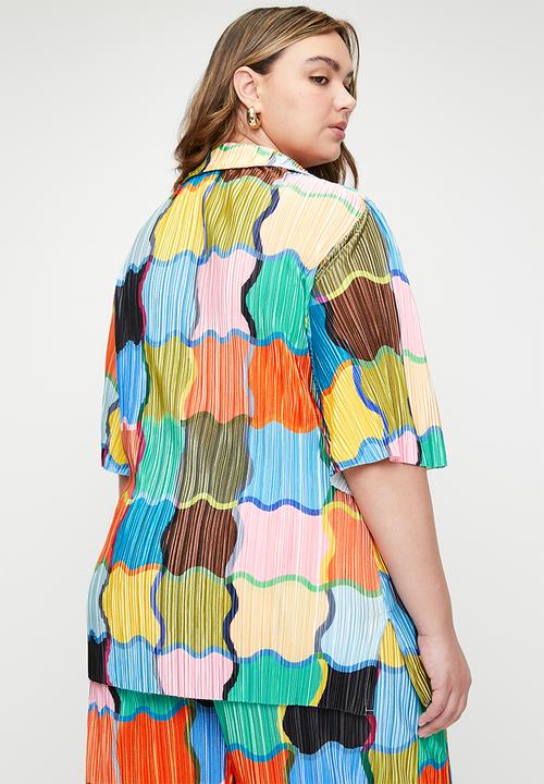 Me&B - Plus Loop Front Shirt Flutter Sleeve - Colourfulblocks