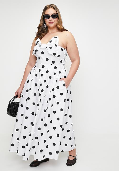 Me&B - Plus White Cotton Top With Bow - Blackspot
