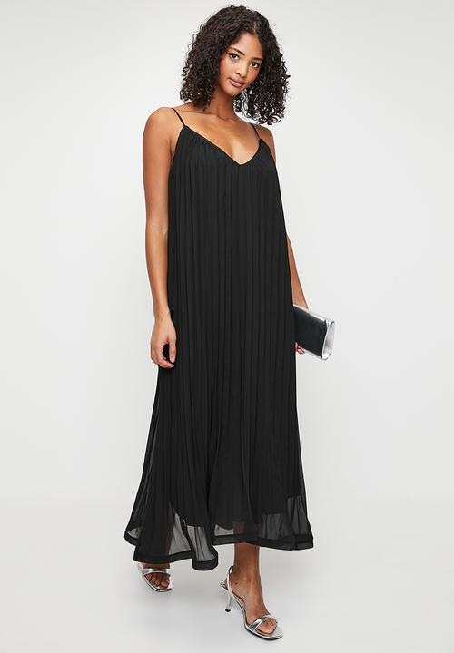 MILLA - Trapeze Maxi with Stiffening Hem Detail - Black