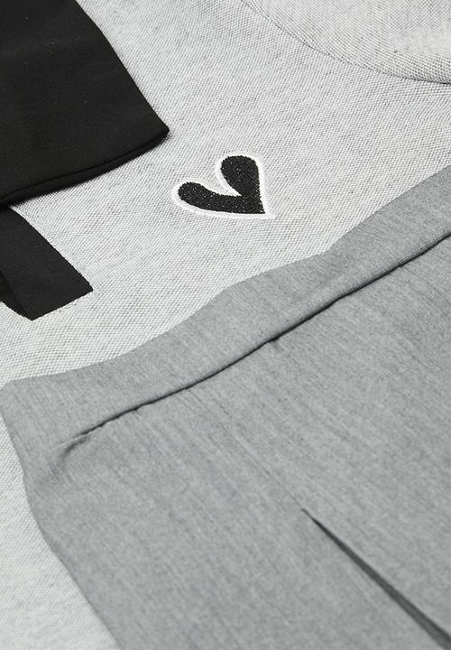 Pop Candy - Golf tee & pleated skirt set - grey
