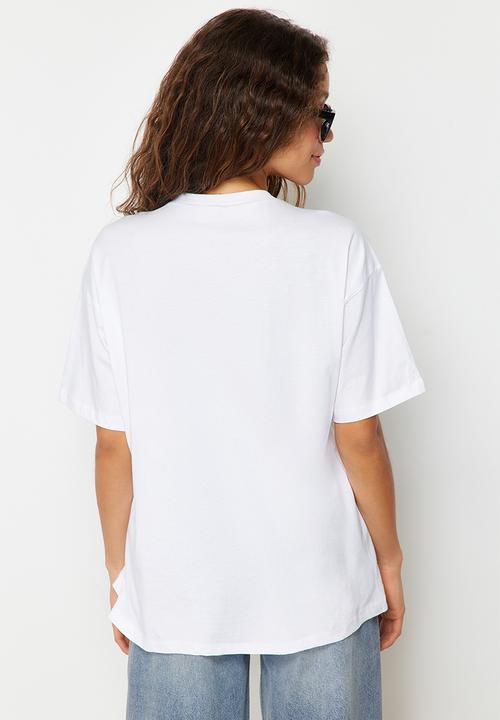 Trendyol - Boyfriend fit crew neck t-shirt - white