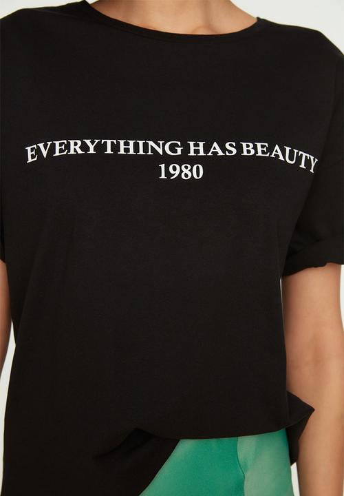 Trendyol - Slogan Printed Relaxed Crew Neck Knitted T-Shirt - Black