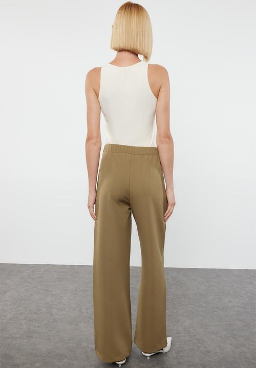 Trendyol - Belt detailed straight cut woven trousers - light khaki