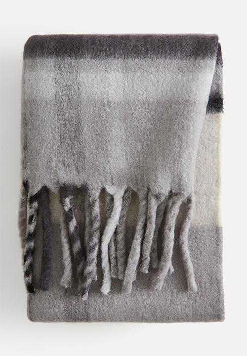H&M - Patterned blanket - grey/checked