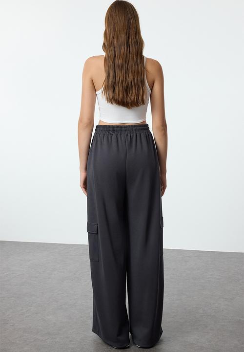 Trendyol - Cargo pocket soft touch tube leg knitted sweatpants - anthracite