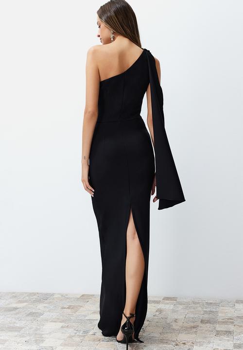 Trendyol - Woven Long Evening Dress with Accessories - Black