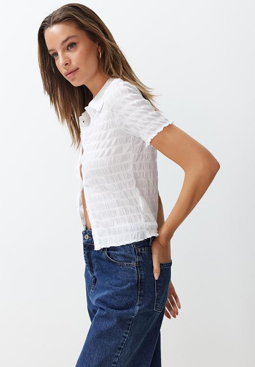 Trendyol - Fitted Short Sleeve Top - White