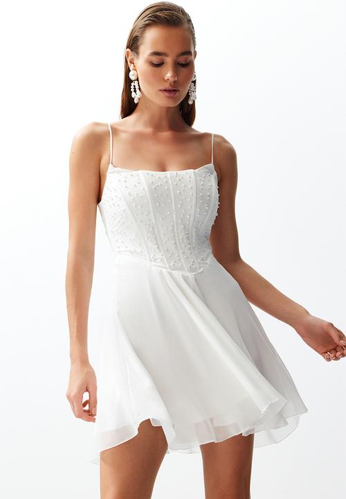 Trendyol - Bridal Pearled Short Dress - White