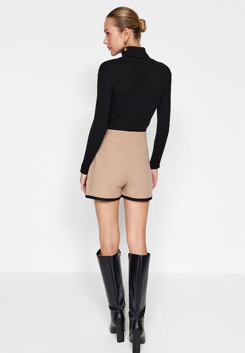 Trendyol - Stripe Detailed Tweed Fabric Woven Shorts Skirt - Beige