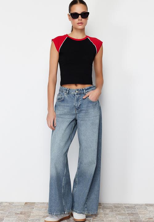 Trendyol - Colour block crew neck knit t-shirt - black