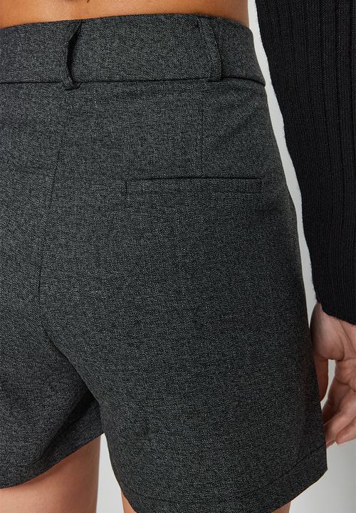 Trendyol - Regular Fit Woven Shorts - Anthracite