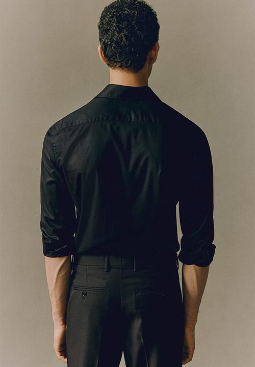 H&M - Slim fit shirt - black