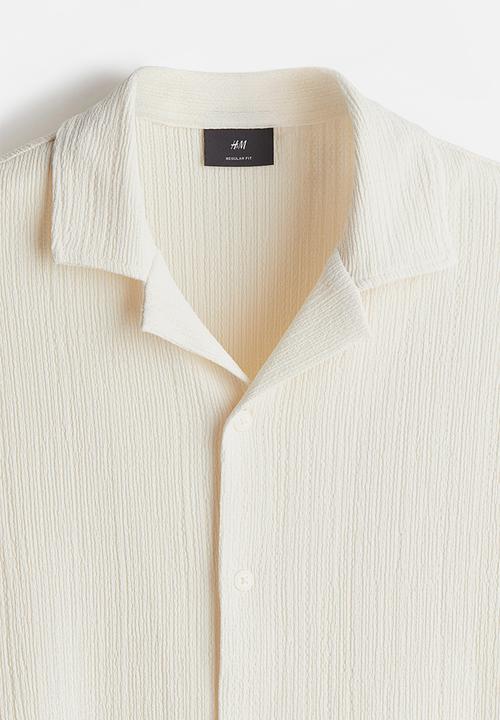 H&M - Regular fit crinkled resort shirt - white