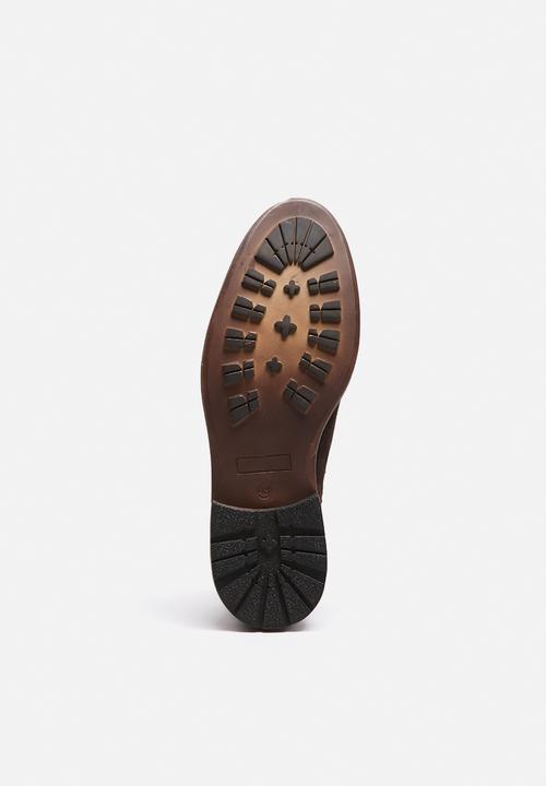 Watson Shoes - Westfield