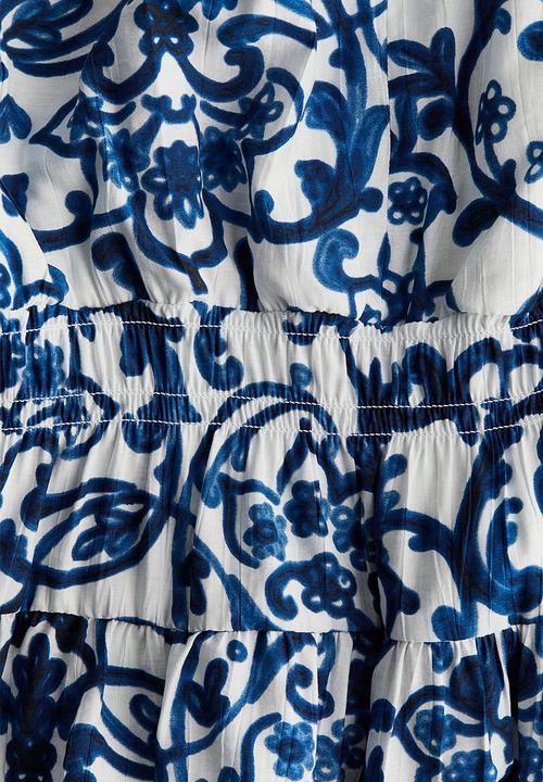 H&M - Smock-detail dress - white & blue patterned