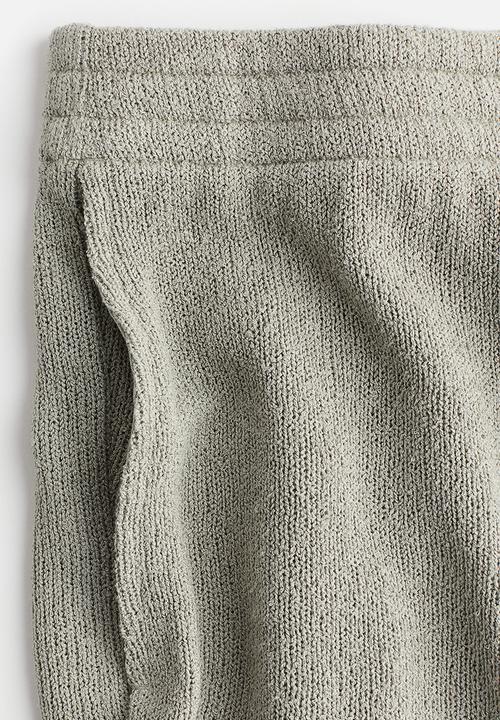 H&M - Jersey shorts - sage green