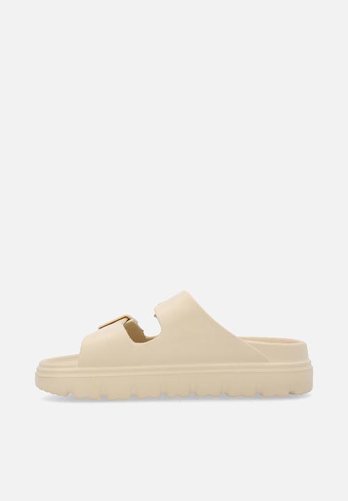 boohoo - Double strap footbed buckle sliders - bone