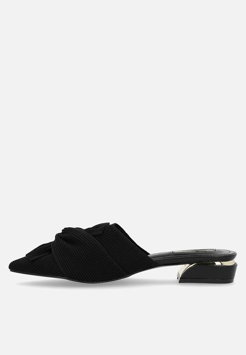 Plum - Leona slip-on flat - black