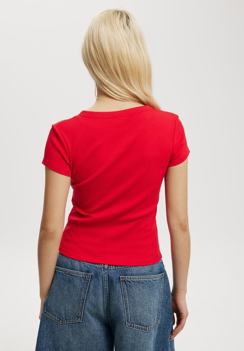 Cotton On - Christy Henley Tee - Rebel Red
